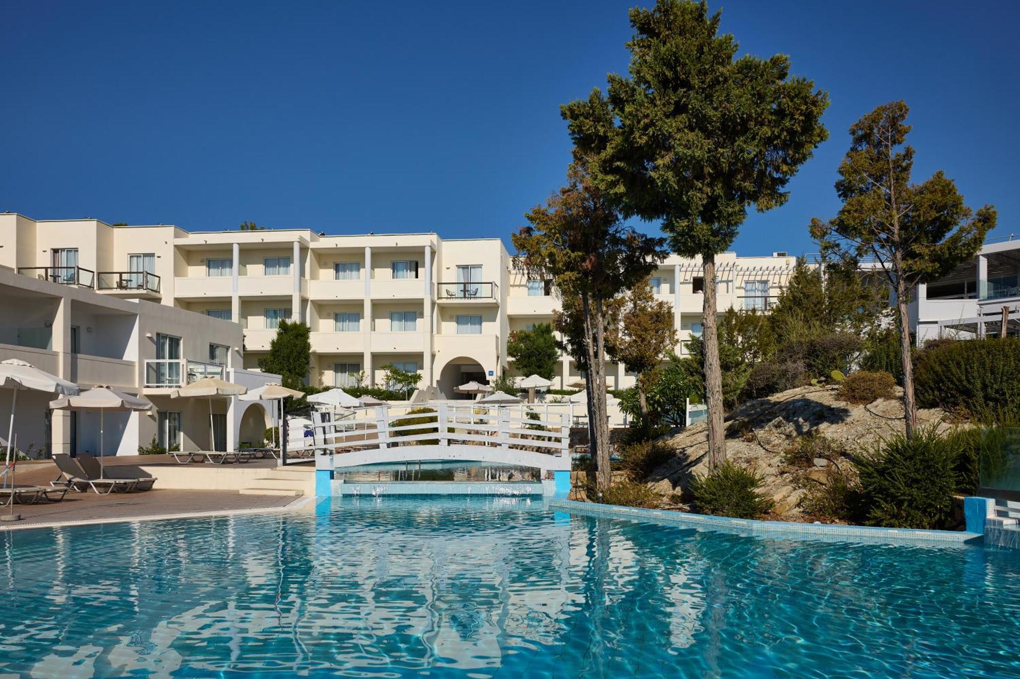 Kiotari Bay Hotell Exteriör bild